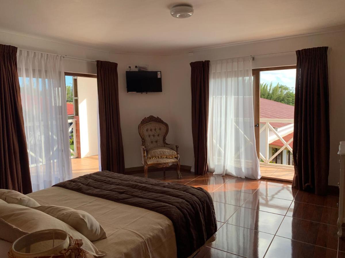 Teanehi Bed & Breakfast Ханга Роа Екстериор снимка